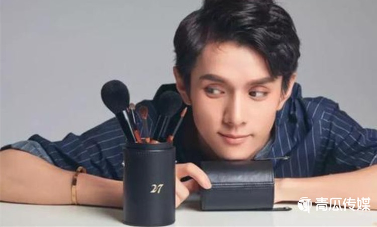 誰能打敗李佳琦？