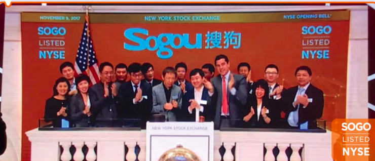 王小川笑擁母親：別激動 搜狗IPO只是對過去十四年的總結(jié)